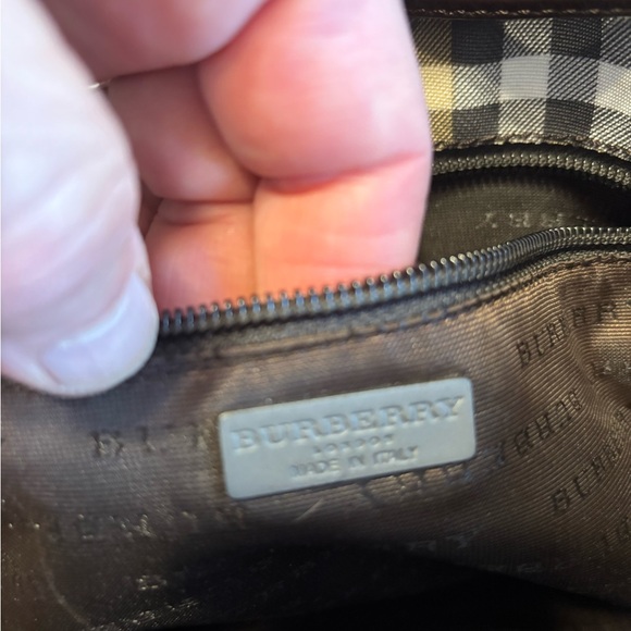 Burberry plaid bucket bag in excellent condition - Picture 12 of 15